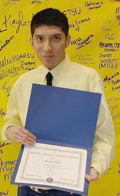 Memorial scholarship presented